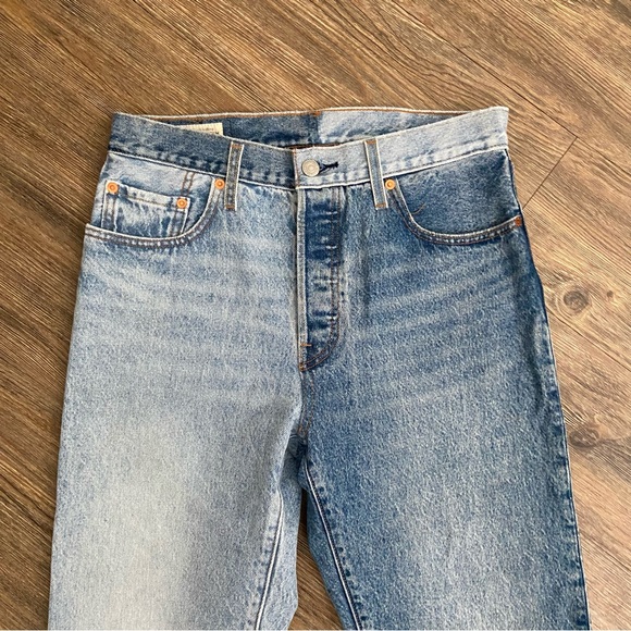 Levi's 501’s High Rise Two Toned Straight Button Fly Rigid Jeans Size 28x30 - Picture 3 of 8